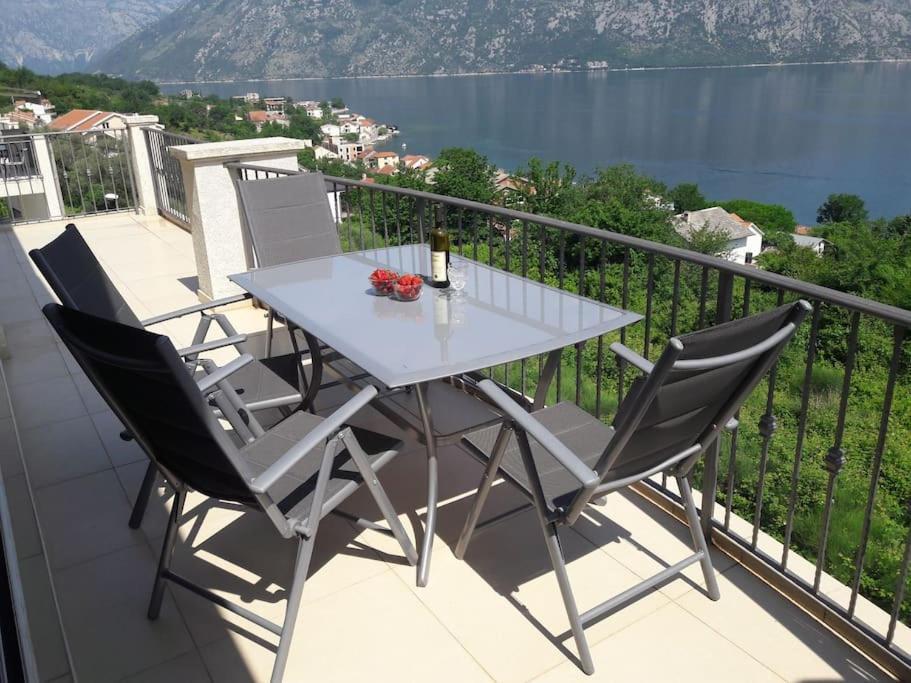 2Br Apartment With Pool Котор Экстерьер фото