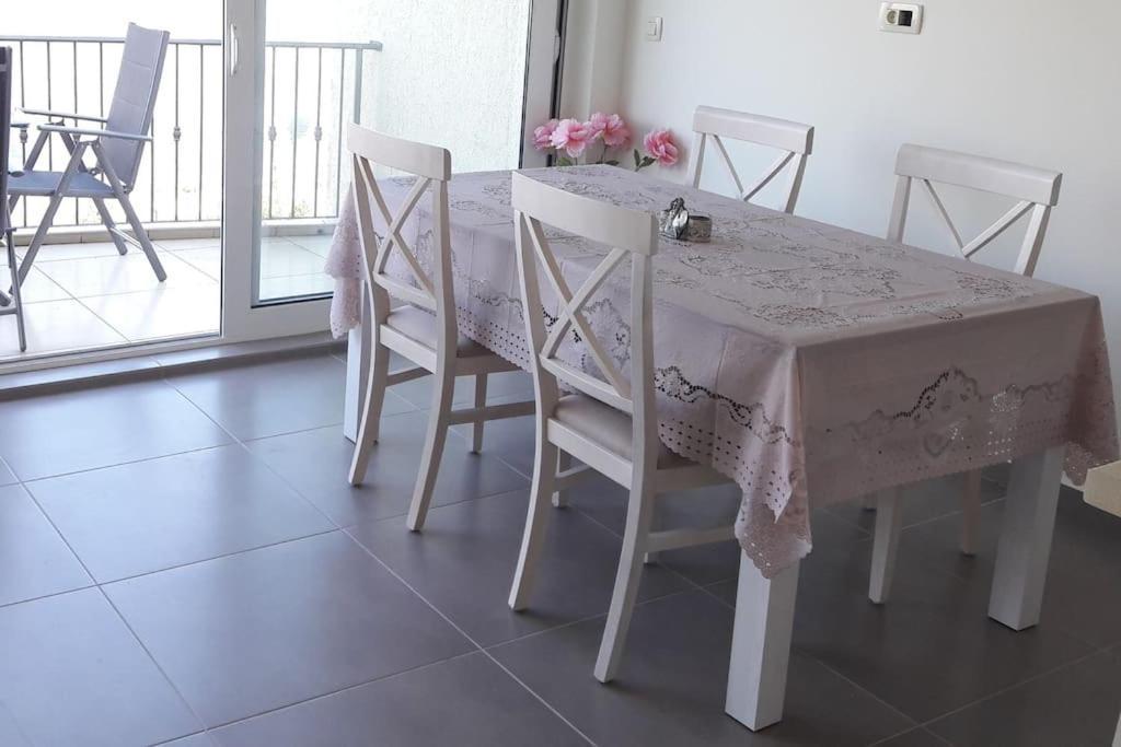 2Br Apartment With Pool Котор Экстерьер фото